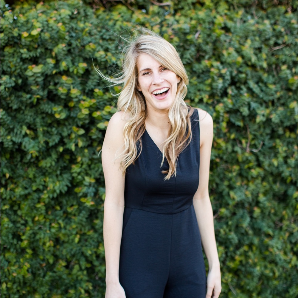 Meet your Posher, Emily